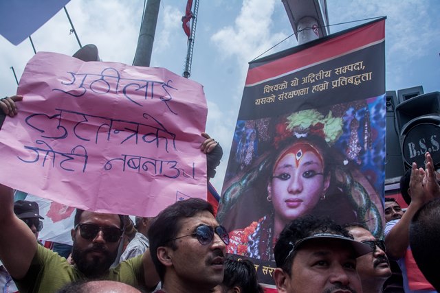 photo20190619kathmandu (11)
