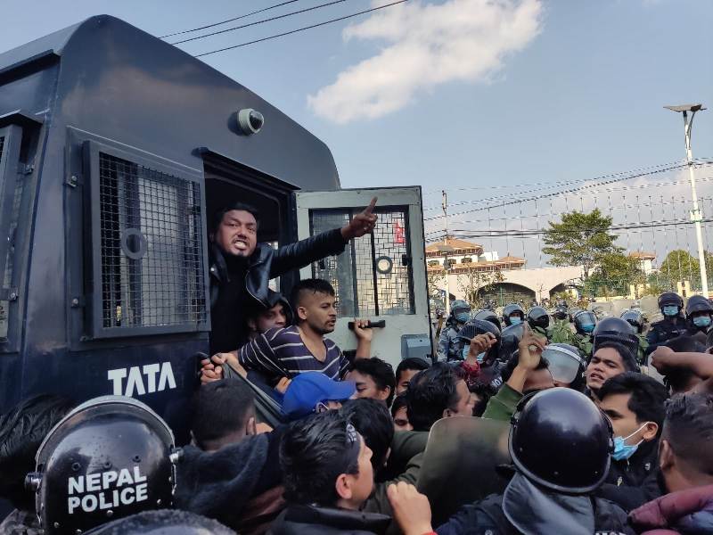 Arrest 3