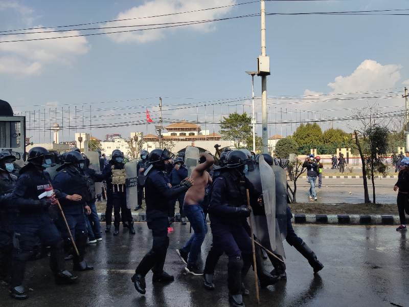 Arrest 8