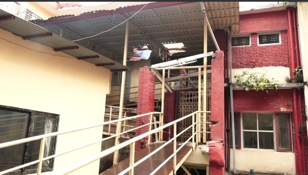 Bir Hospital image 1