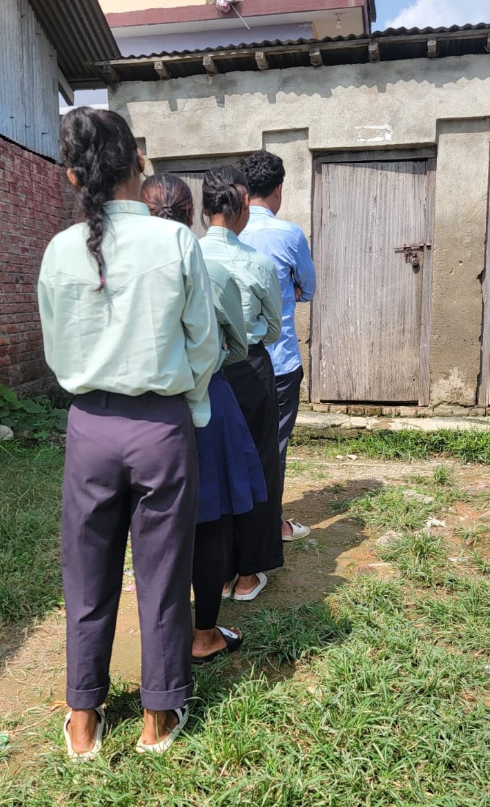 Bara-School Students in line