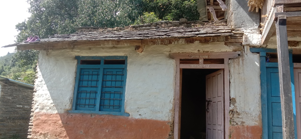 अहिले आश्रय लिइ रहेको आमा समूहको भवन