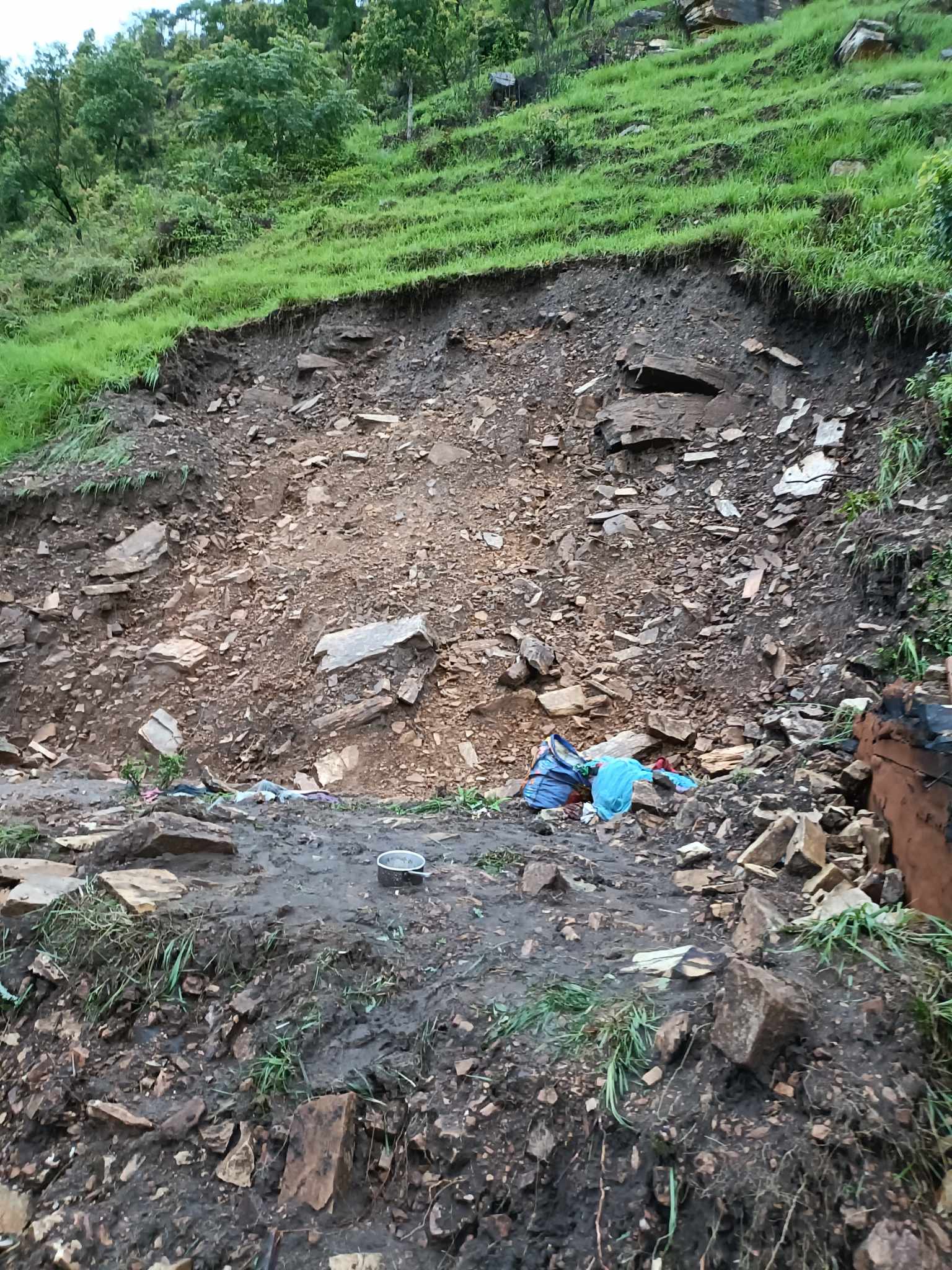 फोटो, पहिरो 2081-03-15